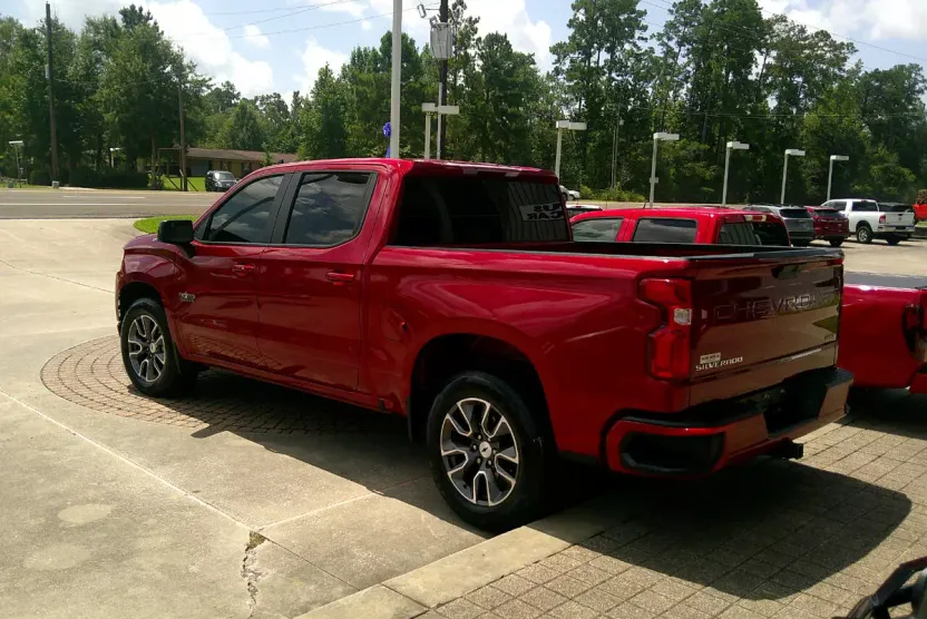 2022 Chevrolet Silverado 1500 RST photo 1