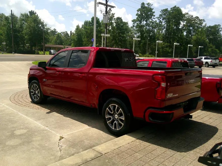 2022 Chevrolet Silverado 1500 RST photo 1