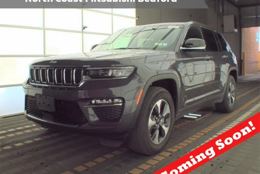 2024 Jeep Cherokee Limited 4xe photo 1