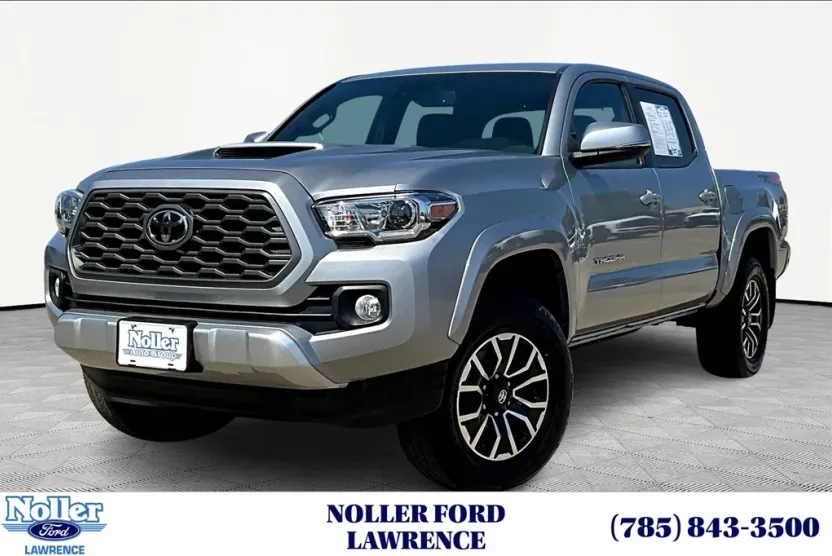2021 Toyota Tacoma TRD Sport photo 1