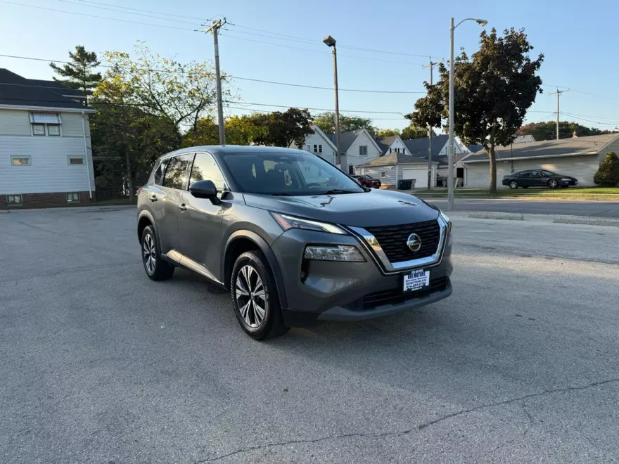 2021 Nissan Rogue SV AWD photo 1