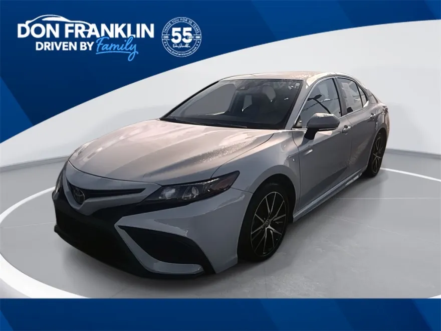 2023 Toyota Camry SE photo 1