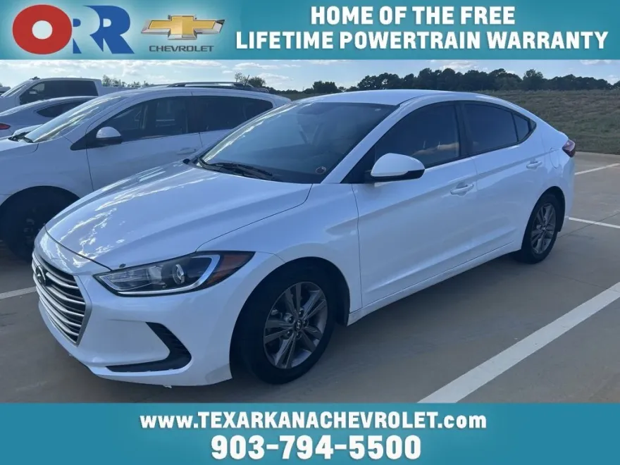 2018 Hyundai Elantra SEL photo 1