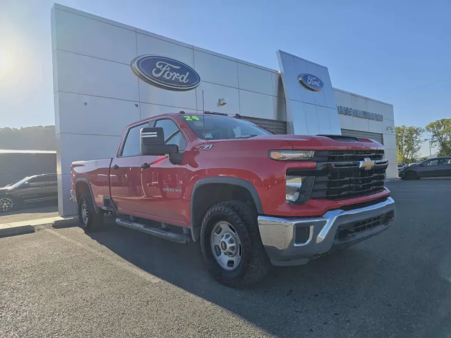 2024 Chevrolet Silverado 2500HD Work Truck photo 1