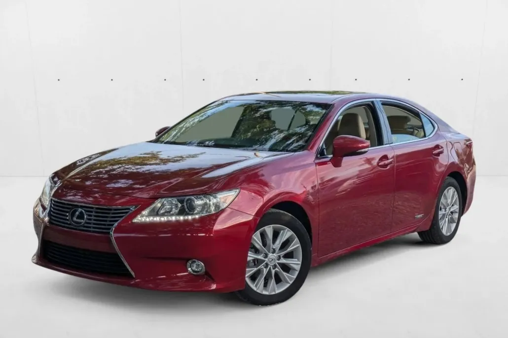 2015 Lexus ES 300h photo 1
