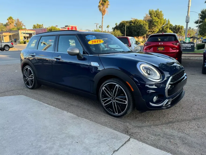 2019 Mini Clubman Base S photo 1