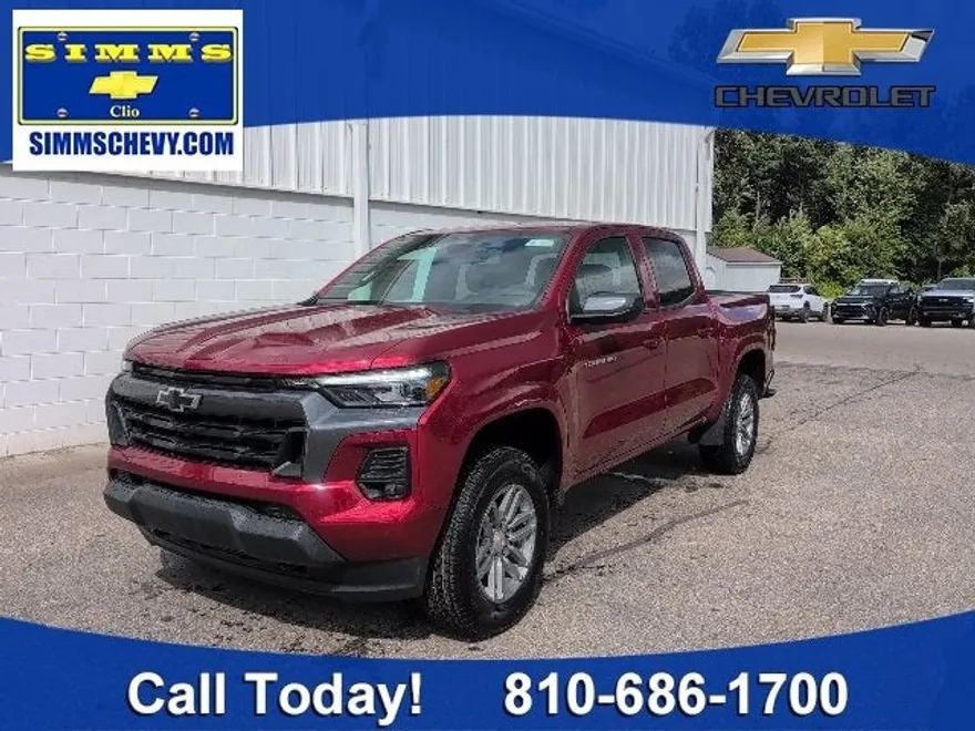 2026 Chevrolet Colorado LT photo 1