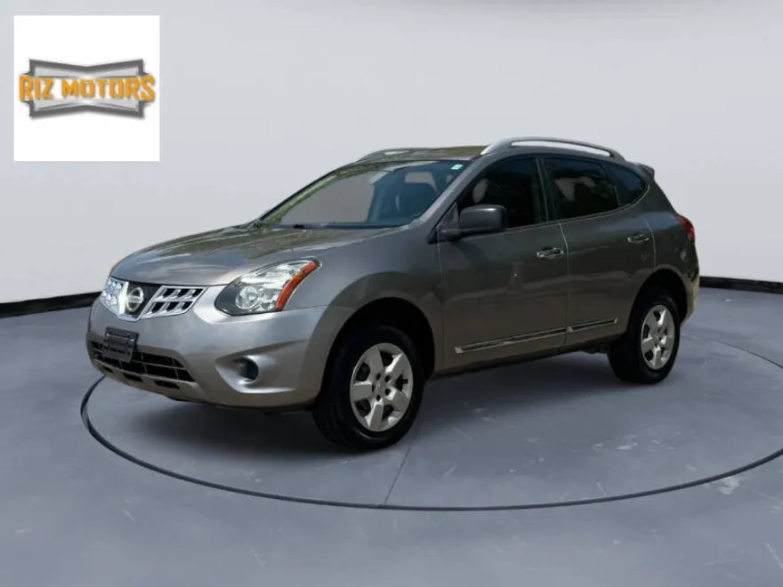 2015 Nissan Rogue Select S photo 1