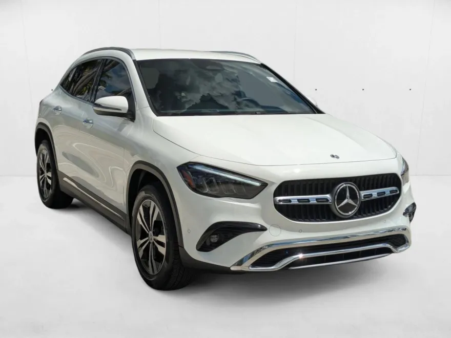 2025 Mercedes Benz GLA 250 photo 1