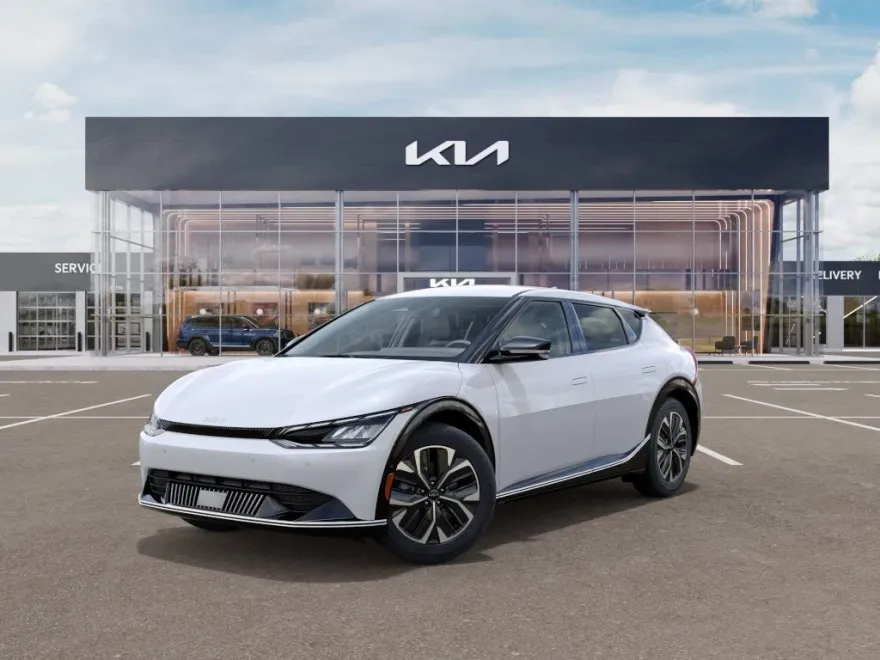 2024 Kia EV6 Wind photo 1