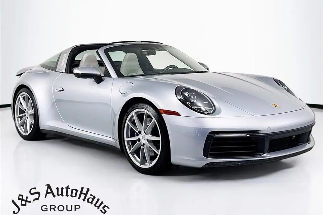 2022 Porsche 911 Targa 4S photo 1