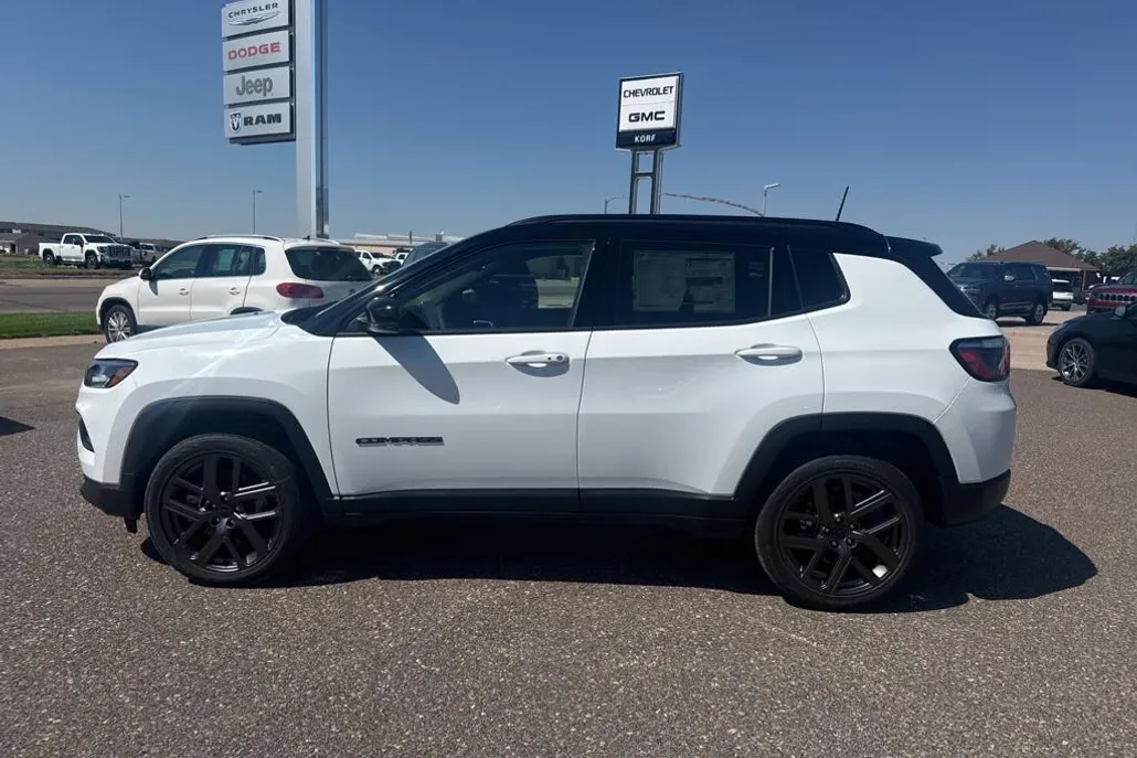 2025 Jeep Compass Limited photo 1