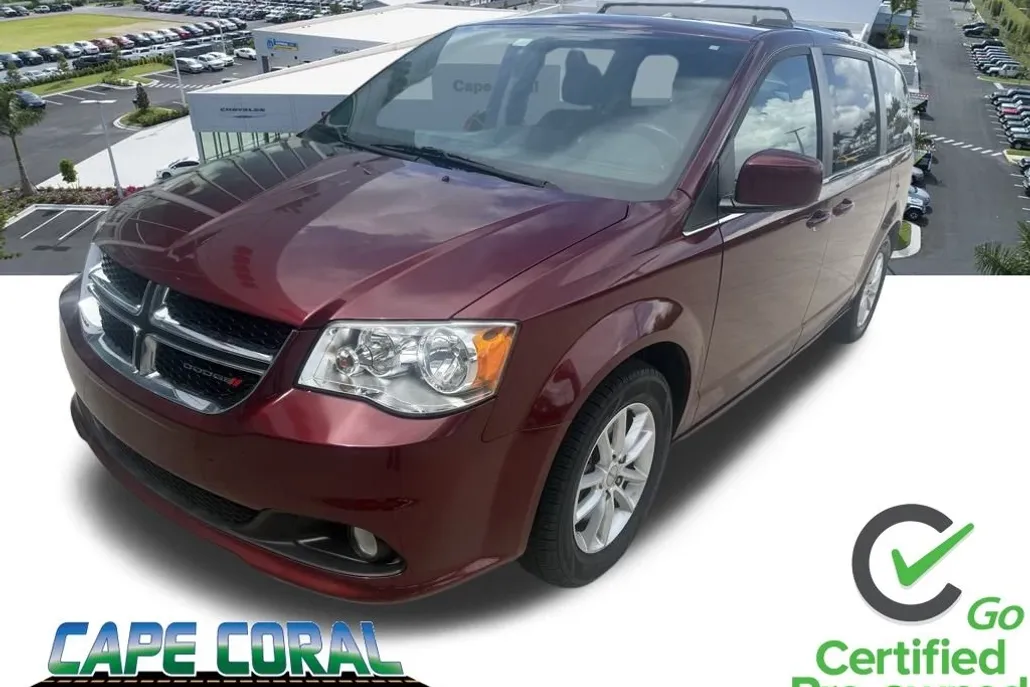 2019 Dodge Grand Caravan SXT photo 1