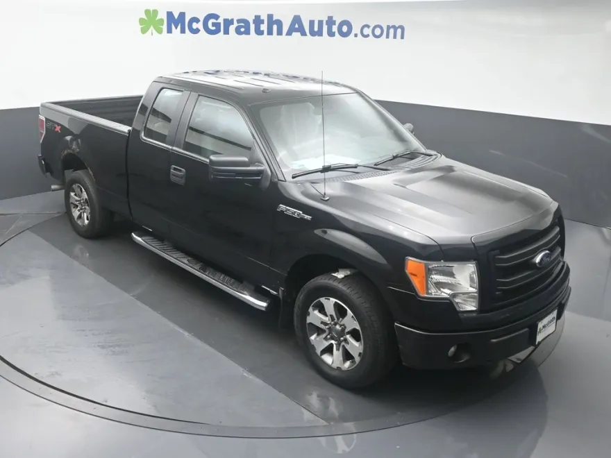 2013 Ford F-150 STX photo 1