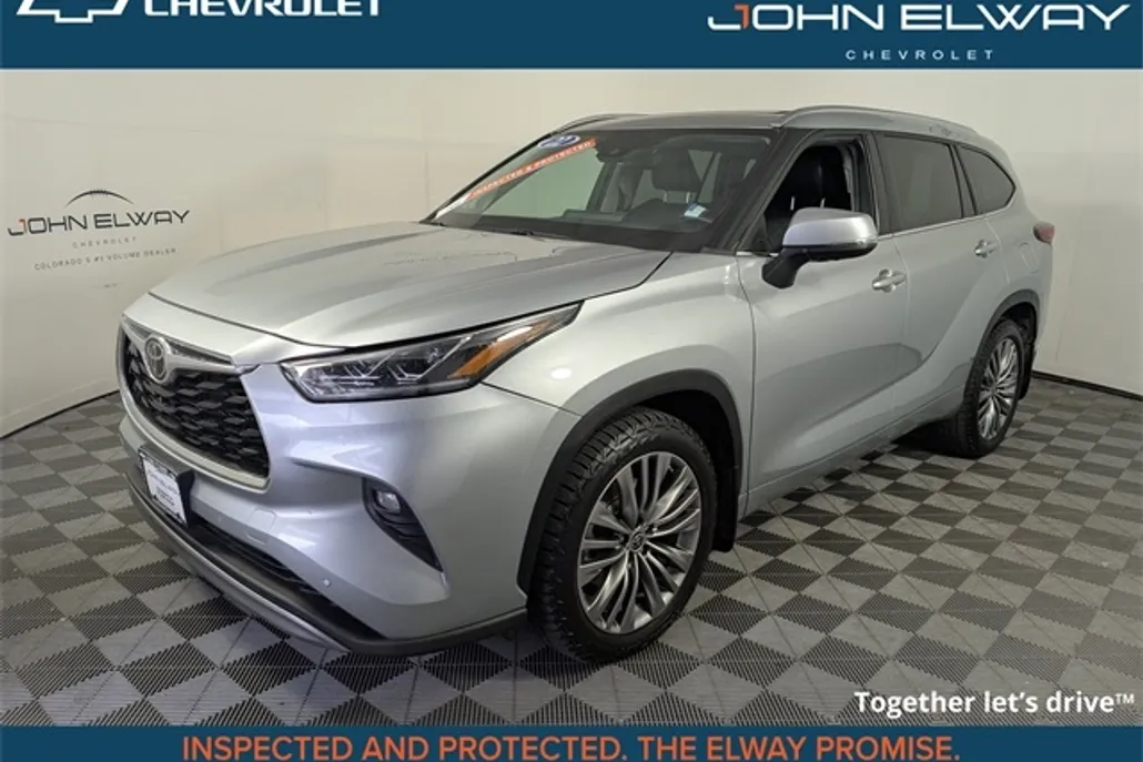 2022 Toyota Highlander Platinum photo 1