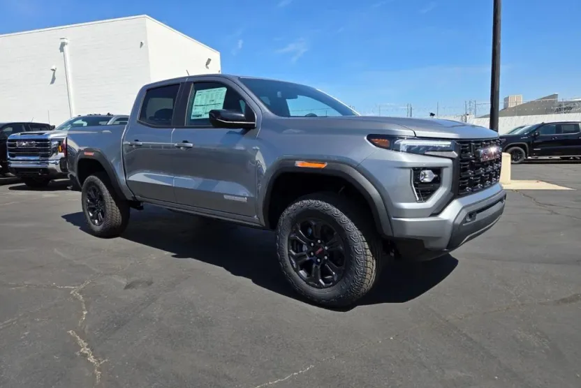 2025 Gmc Canyon Elevation photo 1