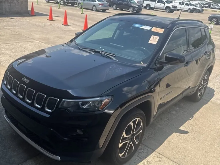 2022 Jeep Compass Limited photo 1