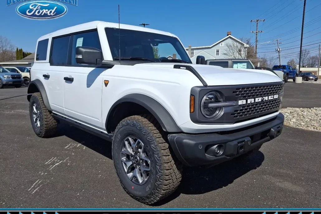 2025 Ford Bronco Badlands photo 1