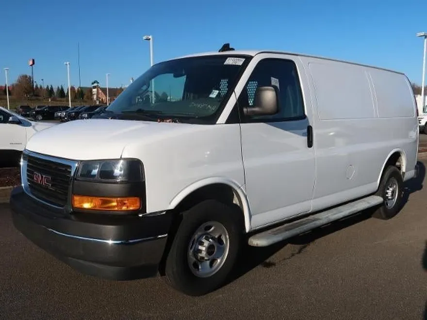 2022 Gmc Savana Cargo 2500 photo 1