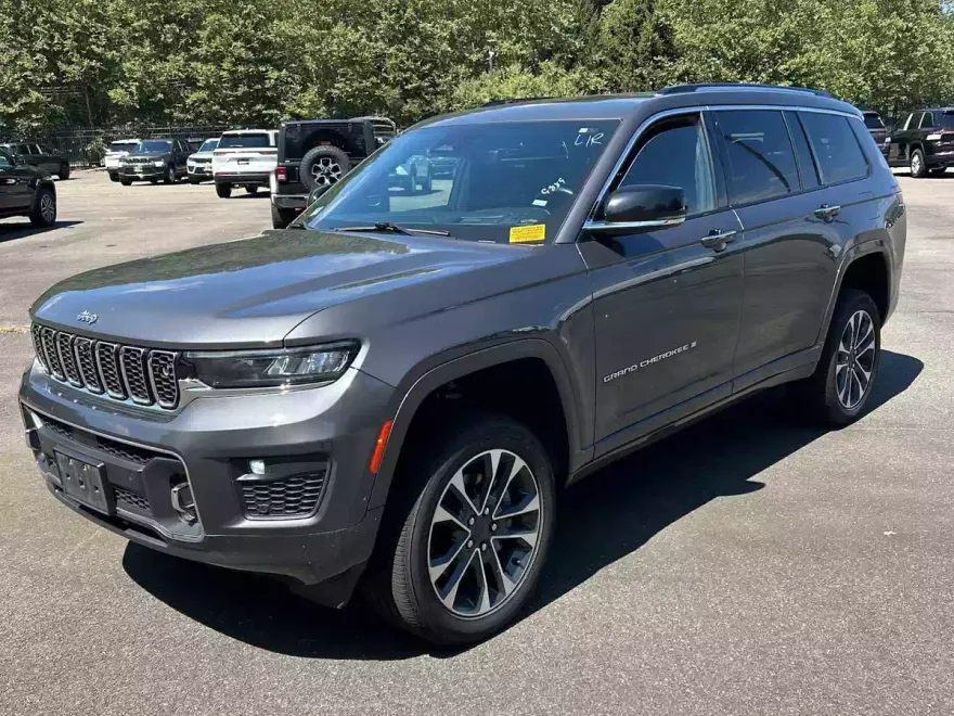 2021 Jeep Grand Cherokee Overland photo 1