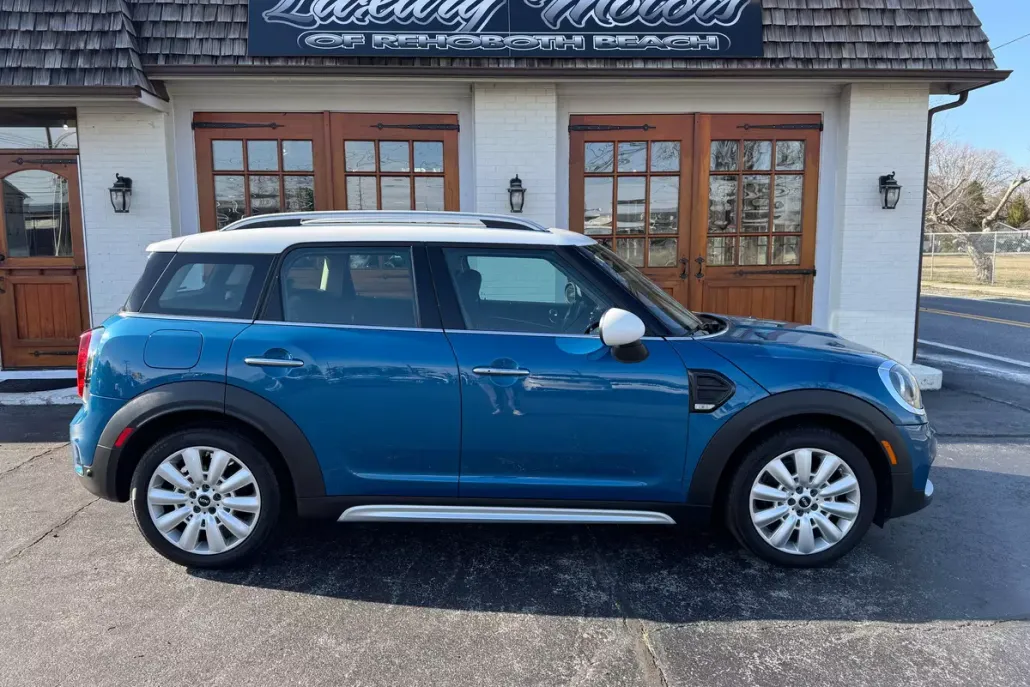 2019 Mini Countryman Iconic photo 1