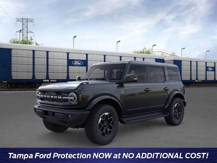 2025 Ford Bronco Outer Banks photo 1