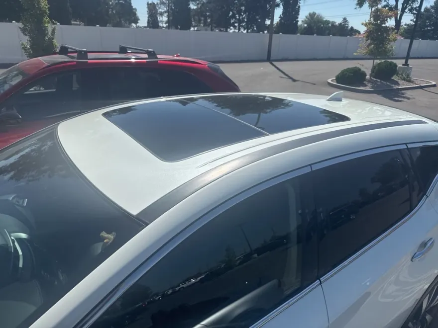 2023 Nissan Murano SL photo 1