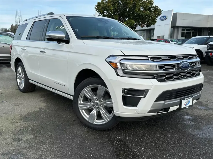 2024 Ford Expedition Platinum photo 1