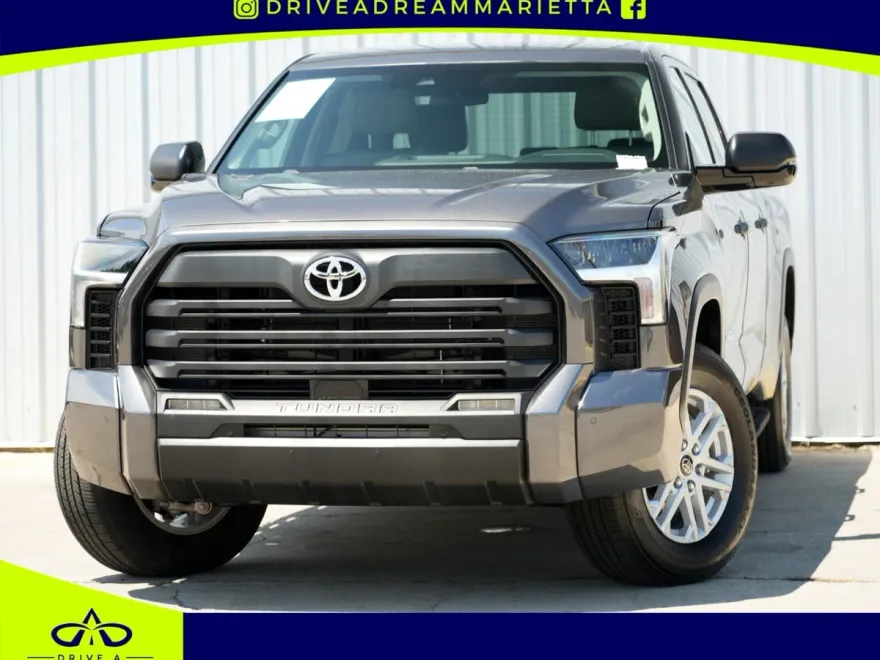 2024 Toyota Tundra SR5 photo 1