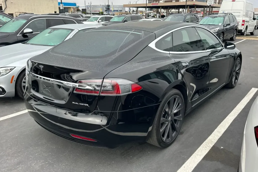 2020 Tesla Model S Long Range photo 1