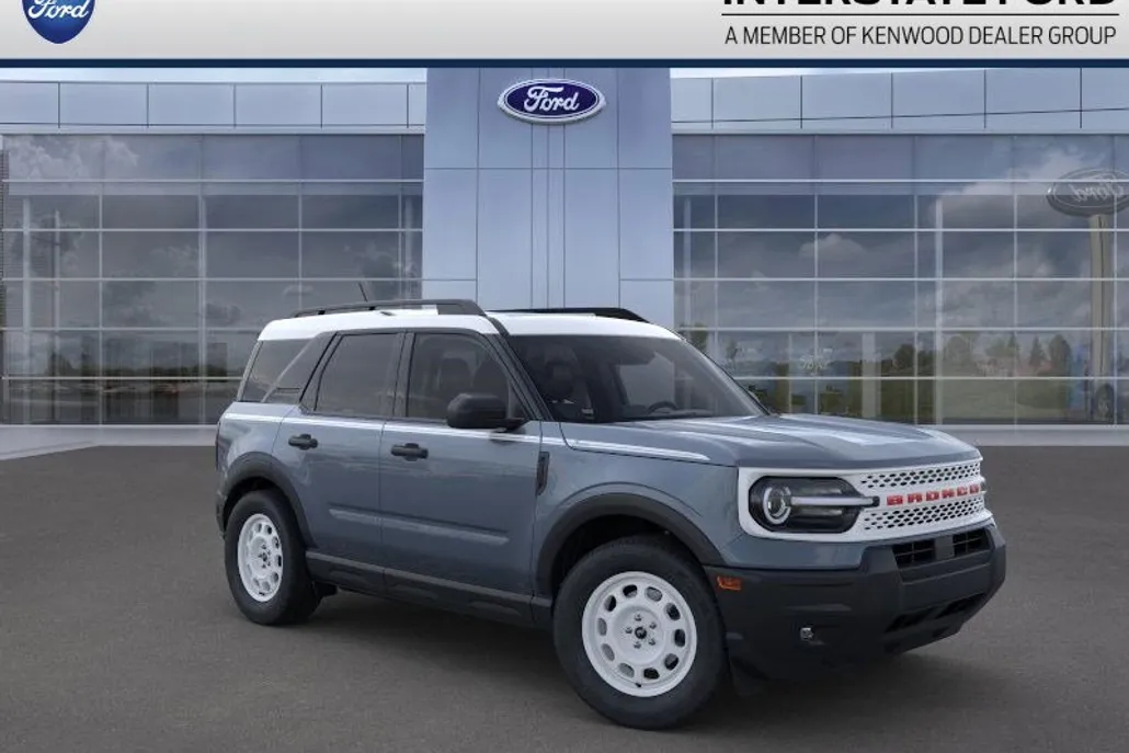 2025 Ford Bronco Sport Heritage photo 1