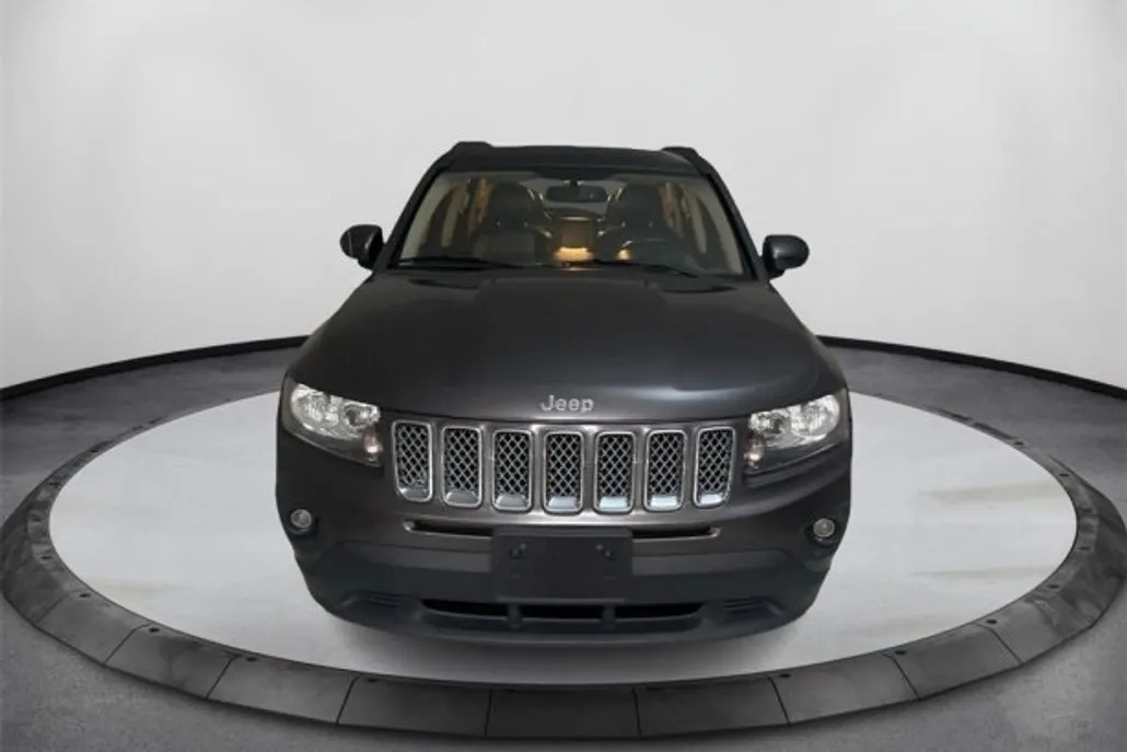 2016 Jeep Compass Latitude photo 1