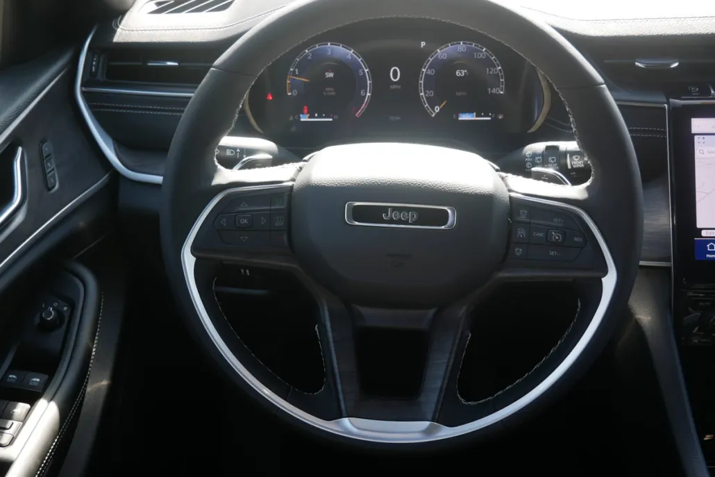 2025 Jeep Grand Cherokee Limited photo 1