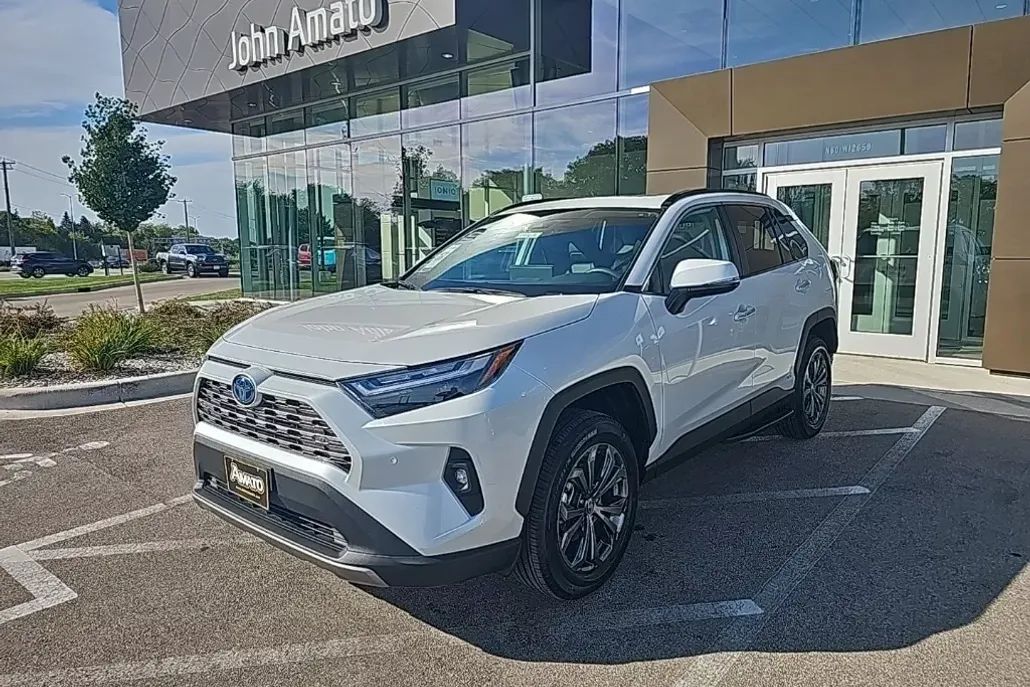 2024 Toyota RAV4 Hybrid Limited photo 1