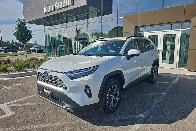 2024 Toyota RAV4 Hybrid Limited photo 1