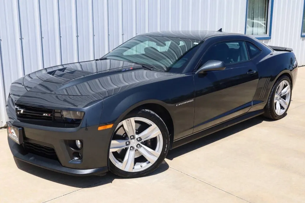 2013 Chevrolet Camaro ZL1 Coupe photo 1