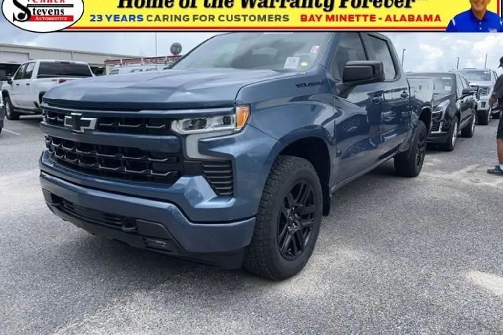 2024 Chevrolet Silverado 1500 RST photo 1
