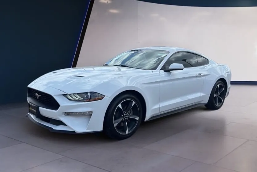 2023 Ford Mustang EcoBoost photo 1