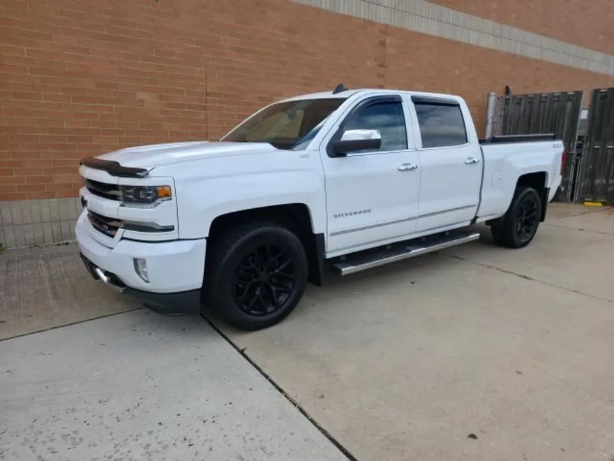 2016 Chevrolet Silverado 1500 Z71 LTZ photo 1