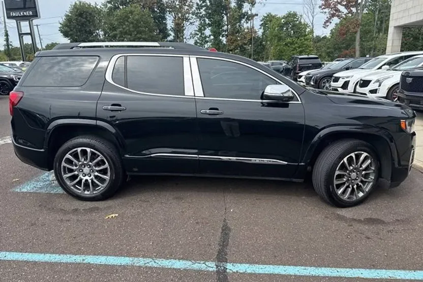2020 Gmc Acadia Denali photo 1