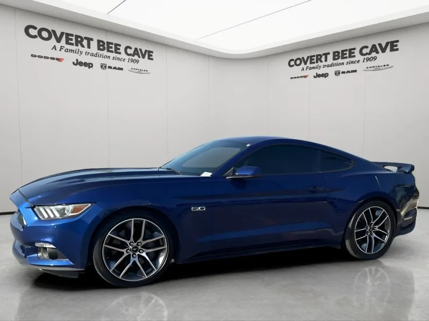 2016 Ford Mustang GT Premium photo 1