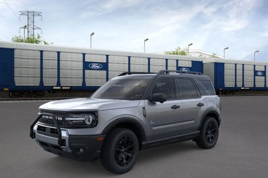 2025 Ford Bronco Sport Outer Banks photo 1