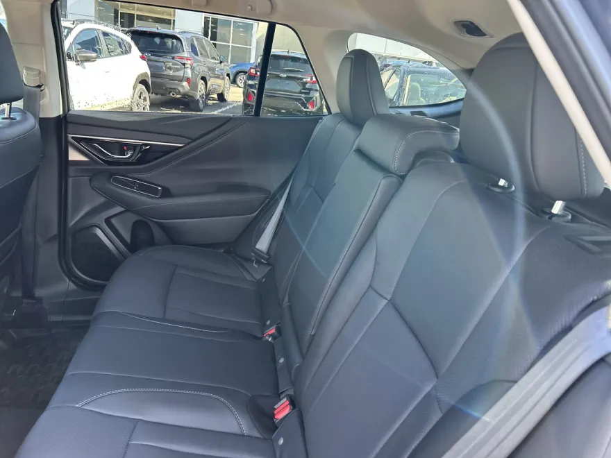 2025 Subaru Outback Limited XT photo 1