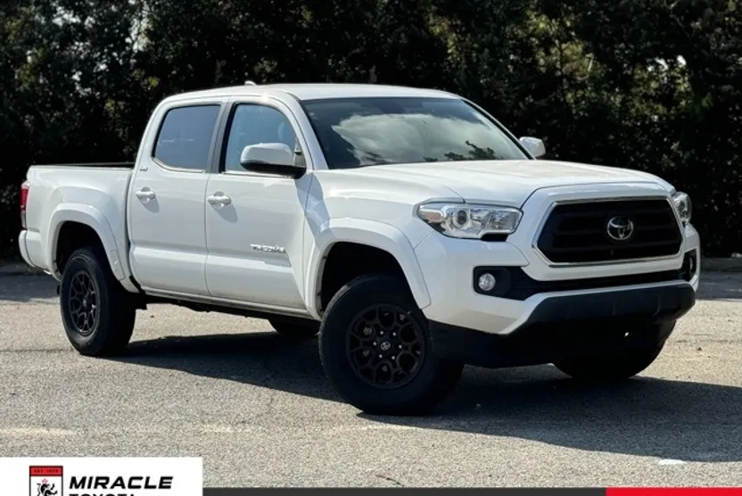 2022 Toyota Tacoma SR5 photo 1