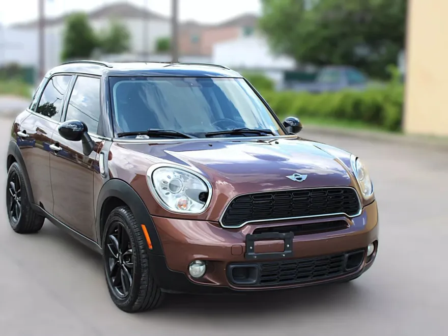 2013 Mini Countryman S photo 1