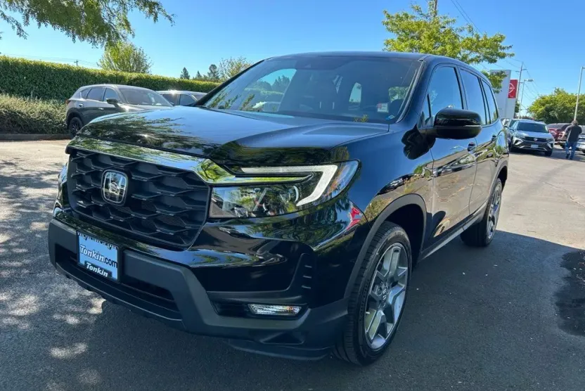 2023 Honda Passport EX-L photo 1