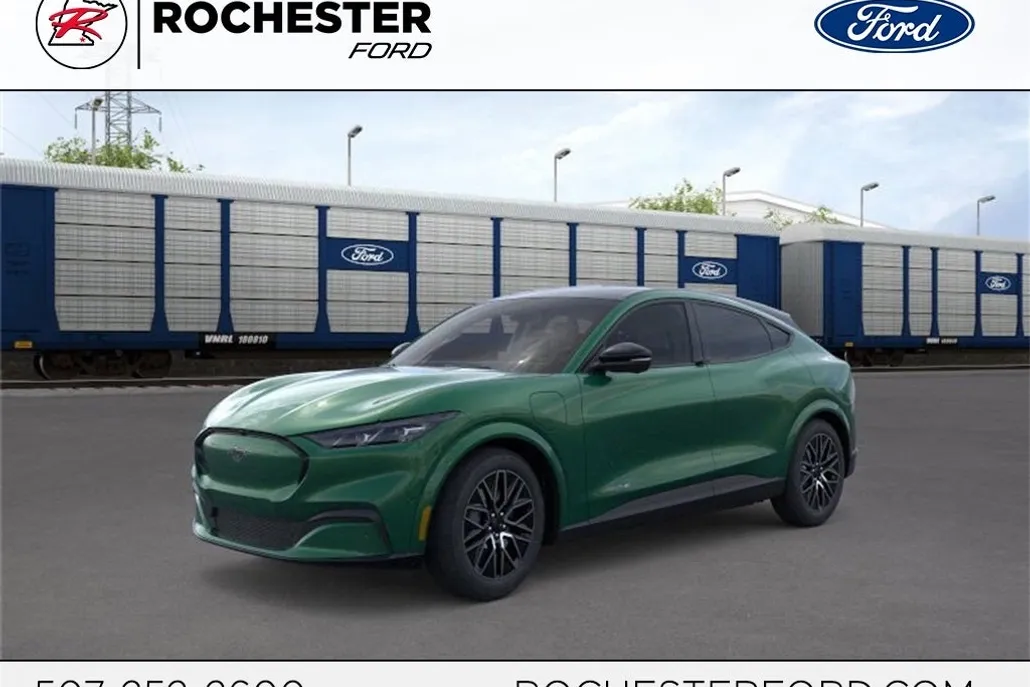 2025 Ford Mustang Mach-E Premium photo 1