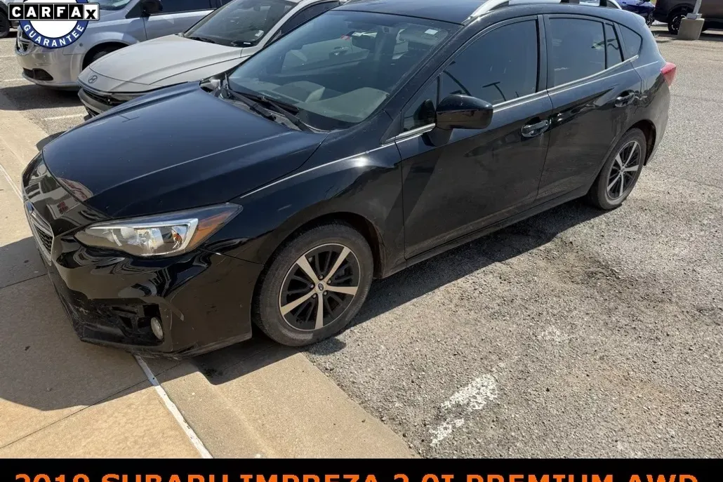 2019 Subaru Impreza 2.0i Premium photo 1