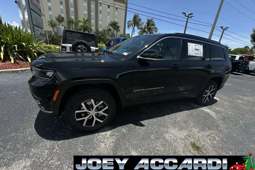 2025 Jeep Grand Cherokee Limited photo 1