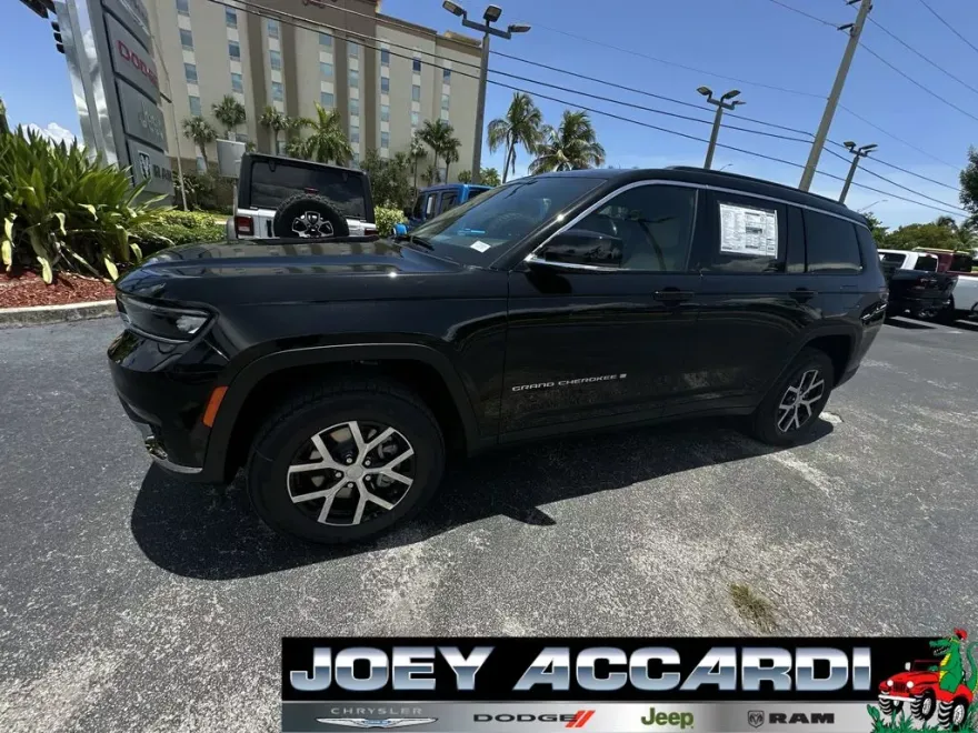 2025 Jeep Grand Cherokee Limited photo 1